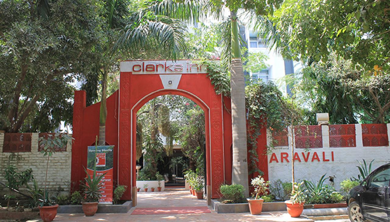 Aravali Clarks Inn Alwar Exterior photo