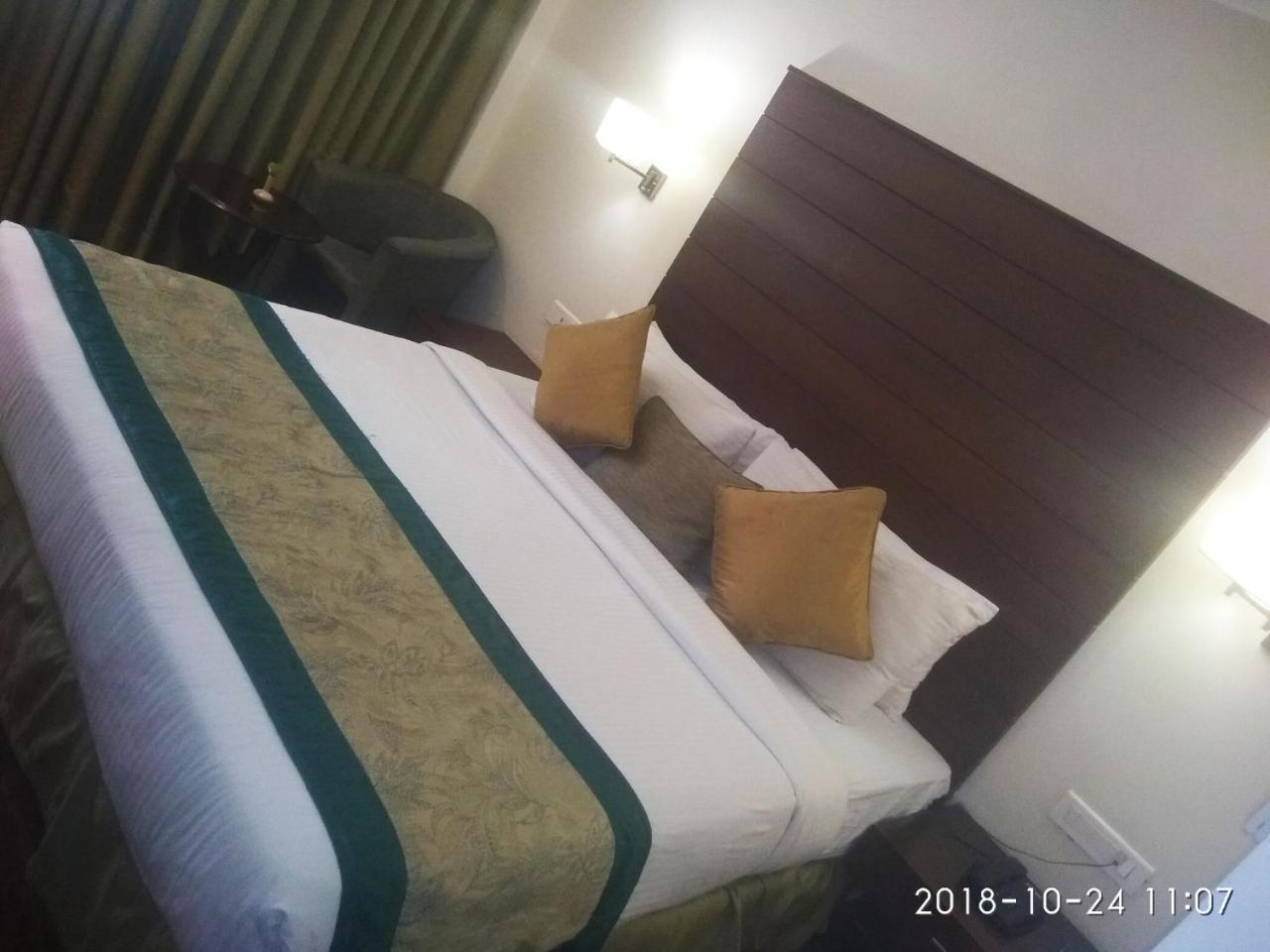 Aravali Clarks Inn Alwar Exterior photo